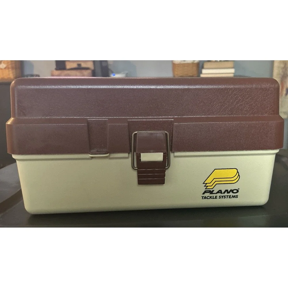 VINTAGE  Plano Tackle Box Model 3200- 2 Tier Fold Out Tray Fishing Made in USA